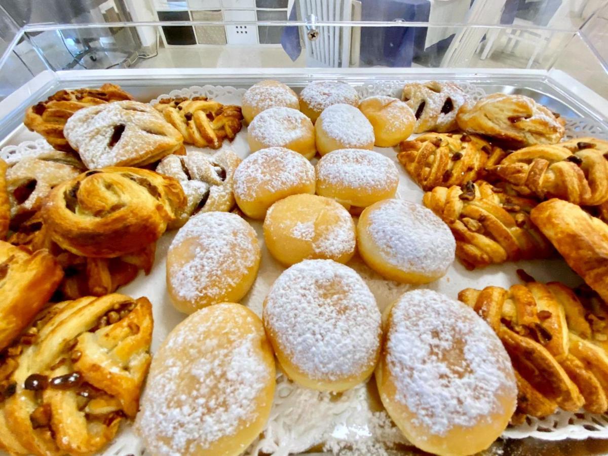 Hotel Maioli Misano Adriatico Zewnętrze zdjęcie