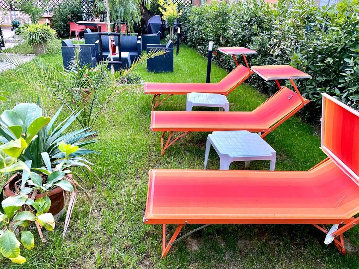 Hotel Maioli Misano Adriatico Zewnętrze zdjęcie