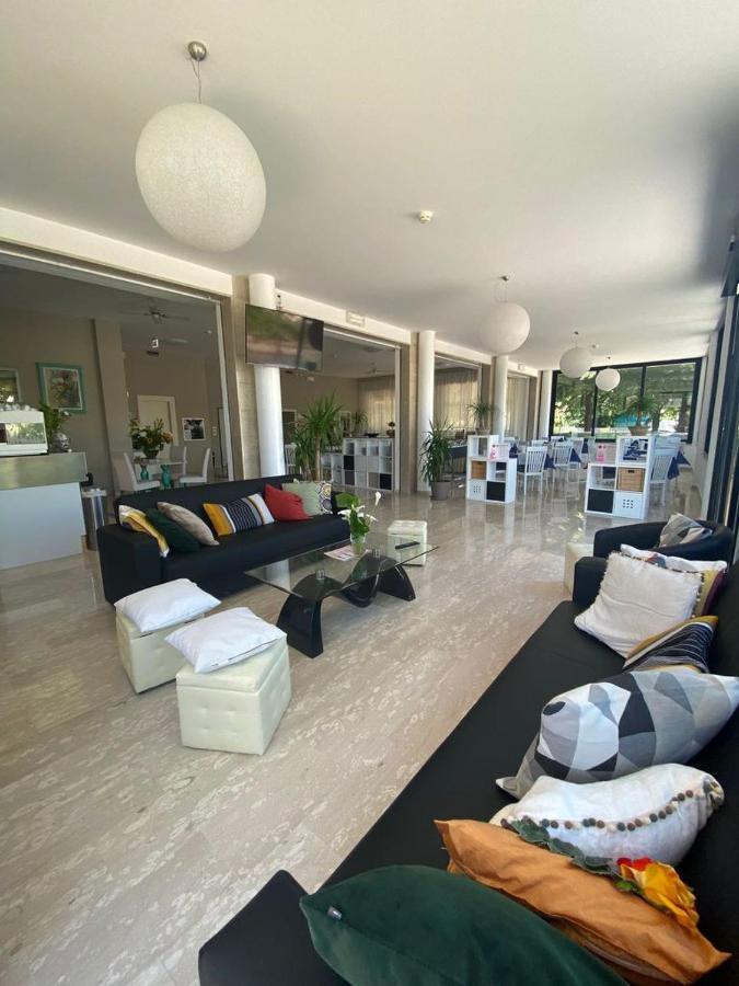 Hotel Maioli Misano Adriatico Zewnętrze zdjęcie