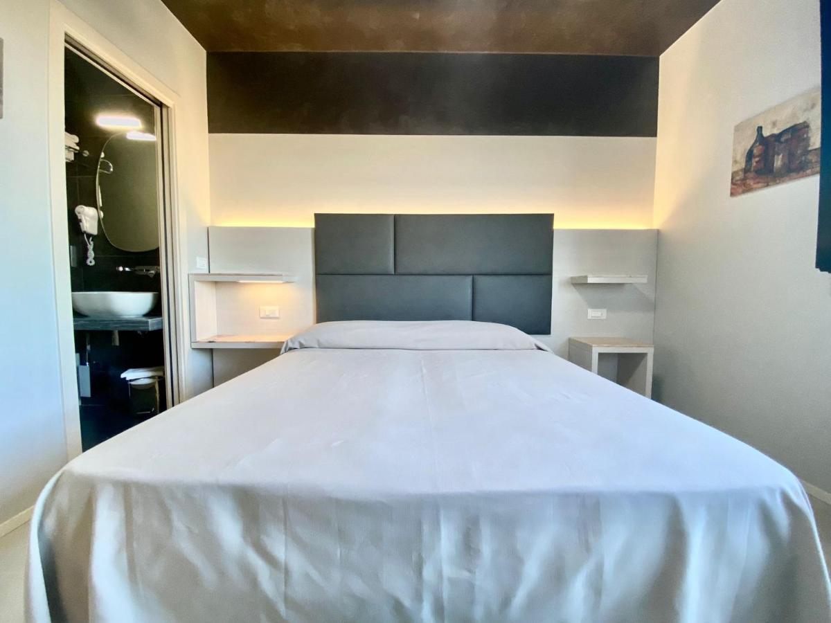 Hotel Maioli Misano Adriatico Zewnętrze zdjęcie