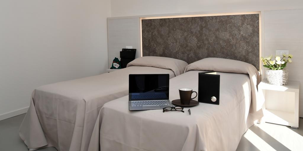 Hotel Maioli Misano Adriatico Zewnętrze zdjęcie